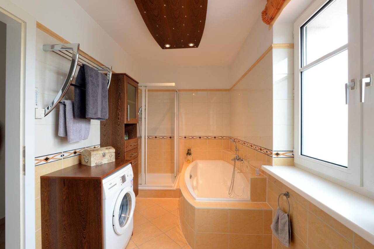 Schrems  Ferienappartement Regina מראה חיצוני תמונה
