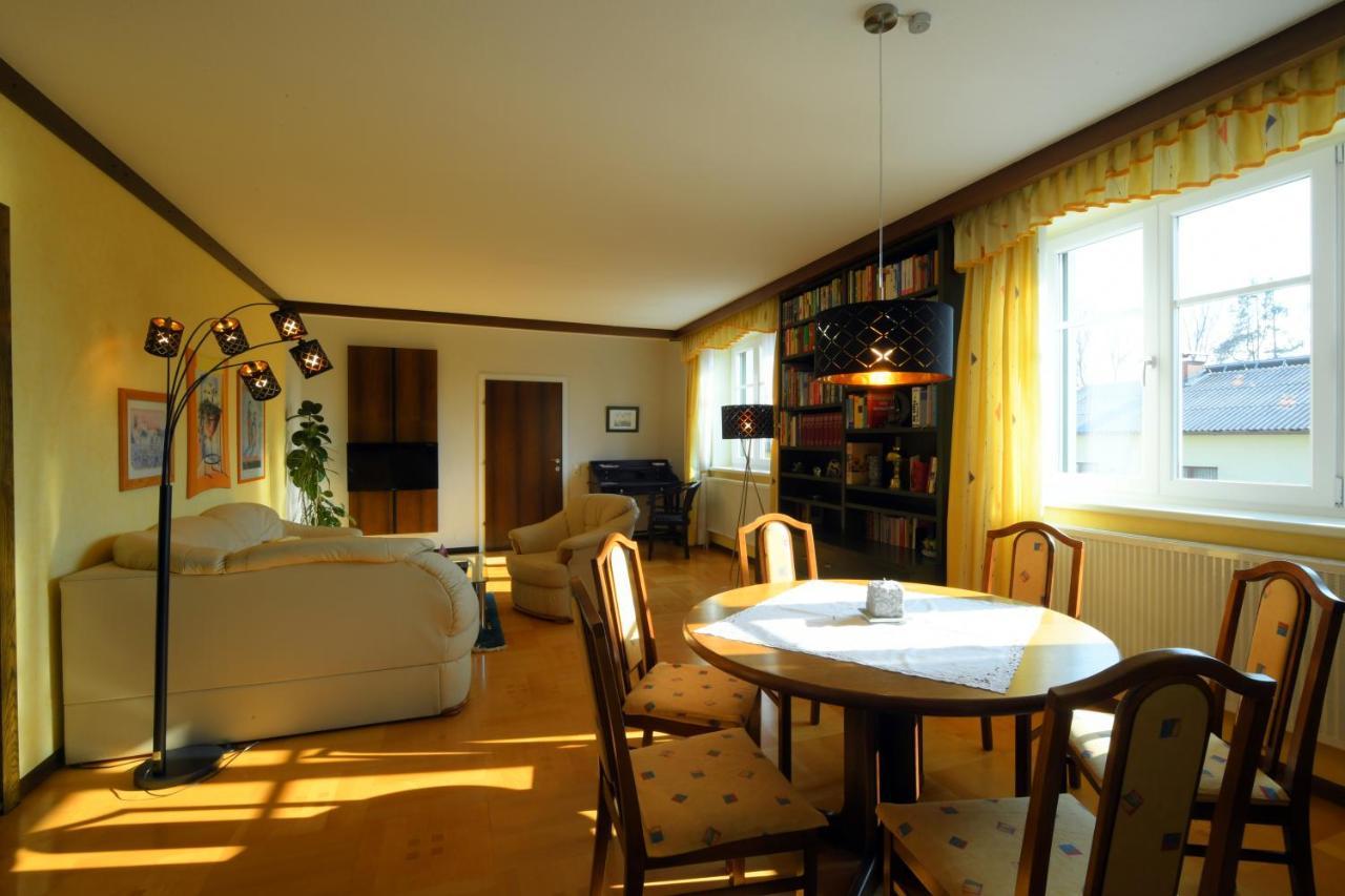 Schrems  Ferienappartement Regina מראה חיצוני תמונה
