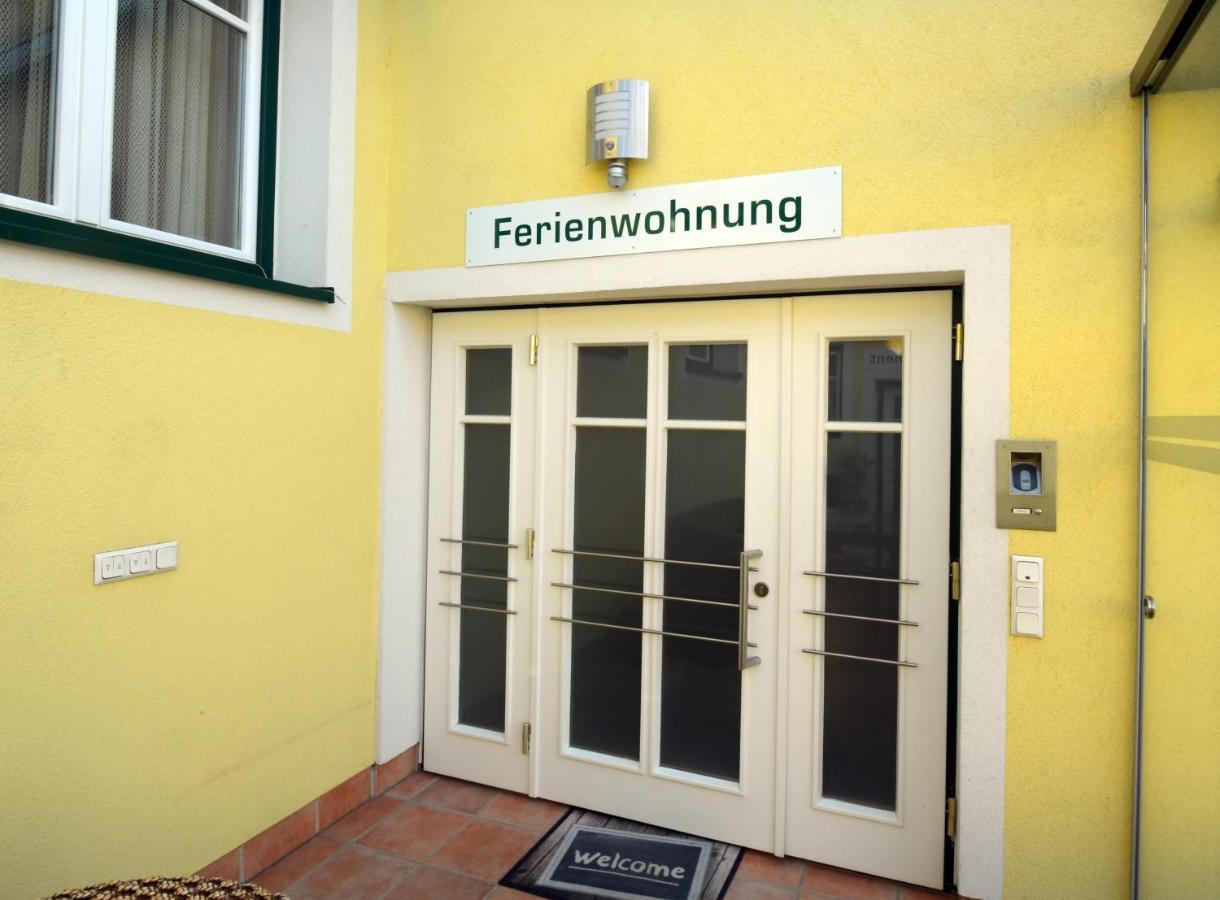 Schrems  Ferienappartement Regina מראה חיצוני תמונה